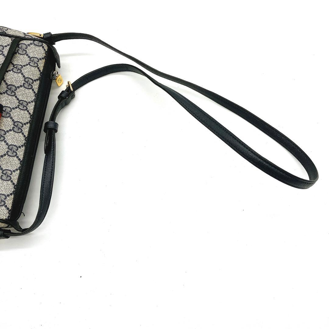 【GUCCI】ショルダーバッグ　GGスプリーム シェリーライン　ベージュ　自立