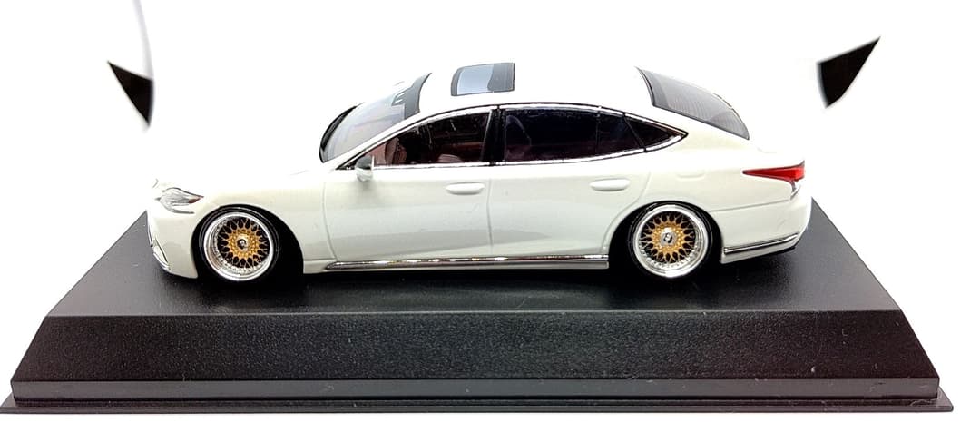 京商 ミニカー レクサス LS500 バージョンL ソニッククウォーツ BBS