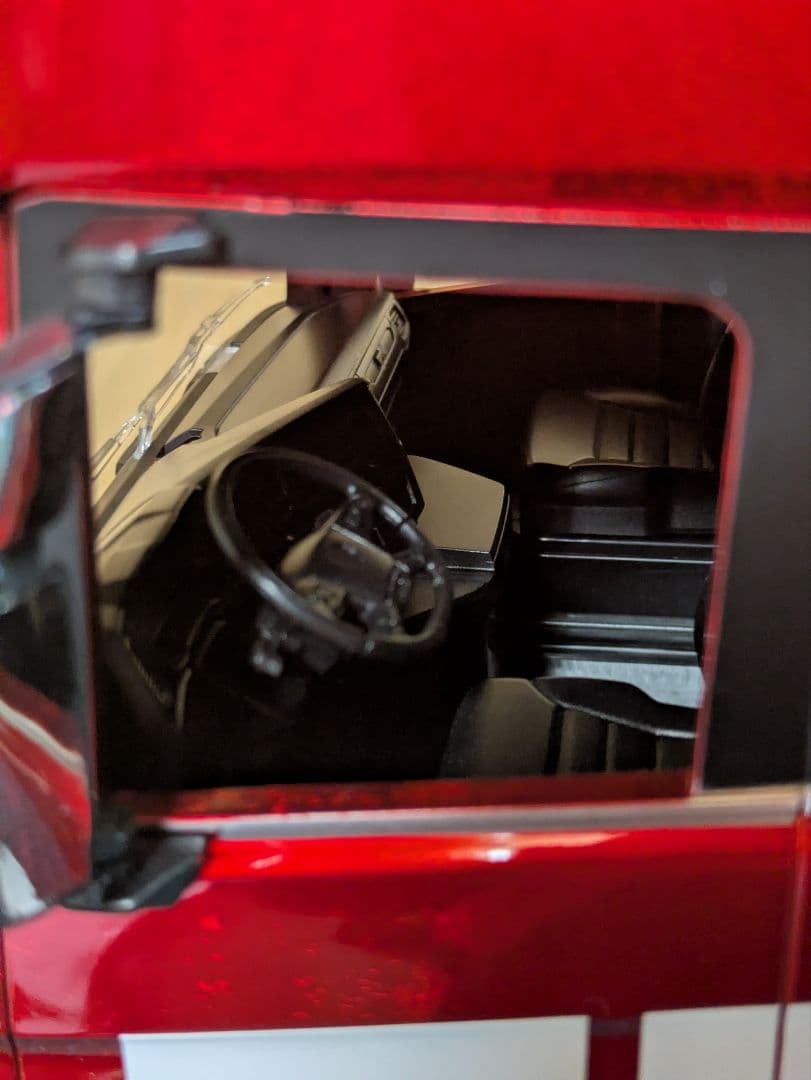 HUI NA スカニア1/18 770 S V8トレーラーヘッド　レッド