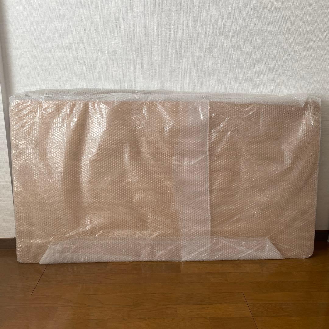 ダイニングテーブル　木目