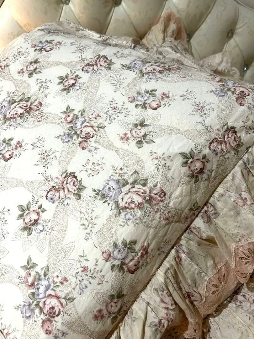 さえらアキアカネ大きな花柄レースクッションカバー座布団カバー２点【希少品】