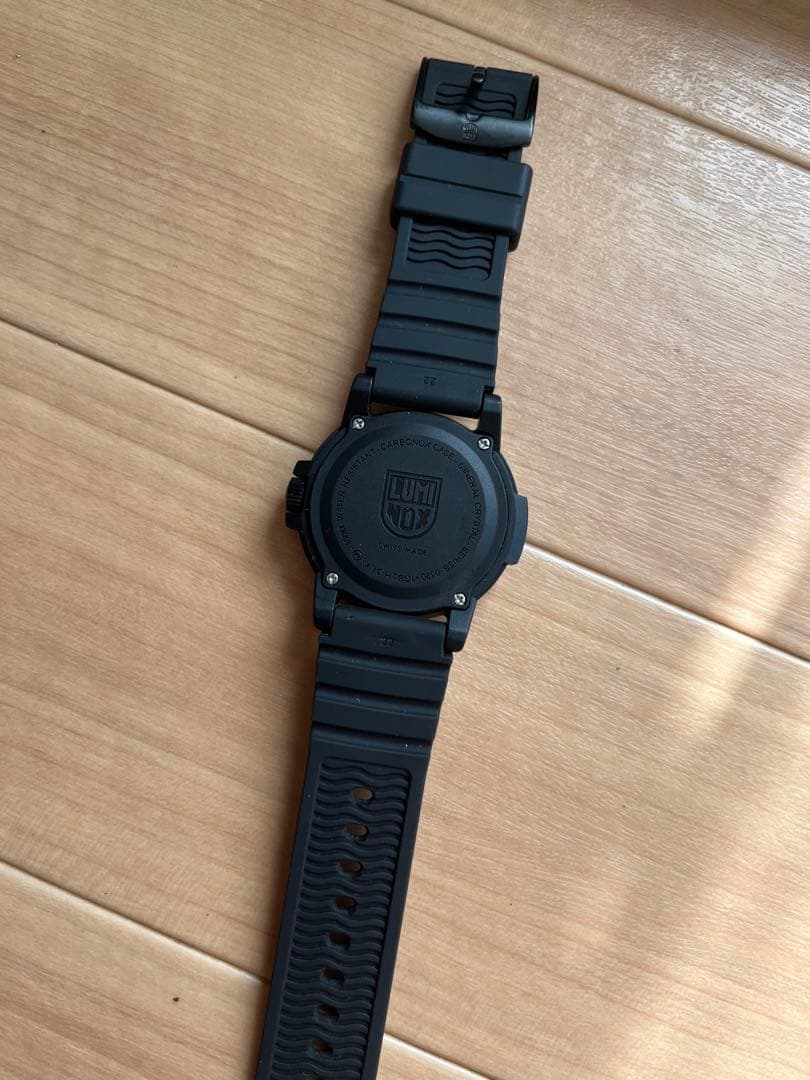 Luminox ブラックダイアル ラバーベルト 時計
