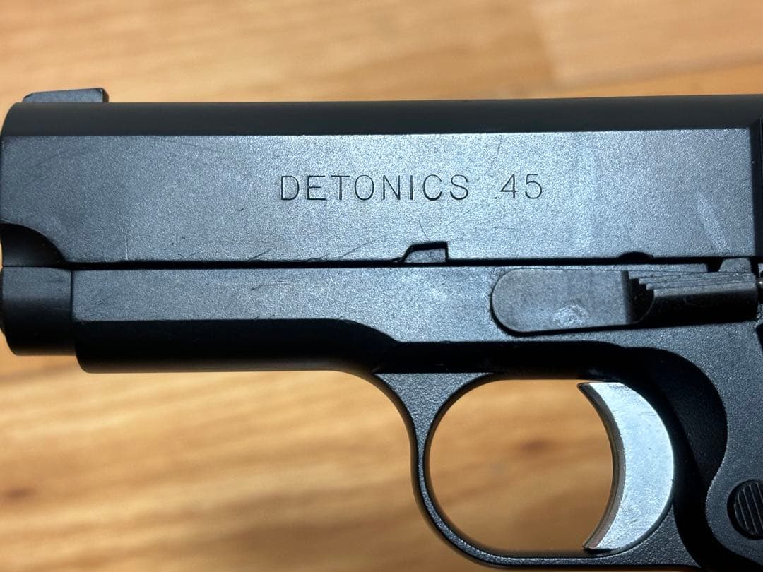 東京マルイ DETONICS.45 別売木製グリップ換装 ASGK刻印有り