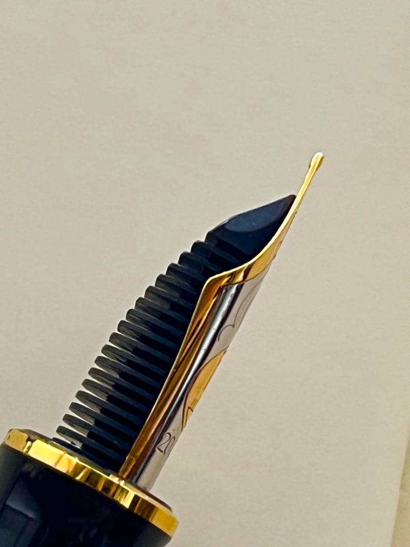 pelican ペリカン　スーベレーン M800 緑縞　20C F 細字