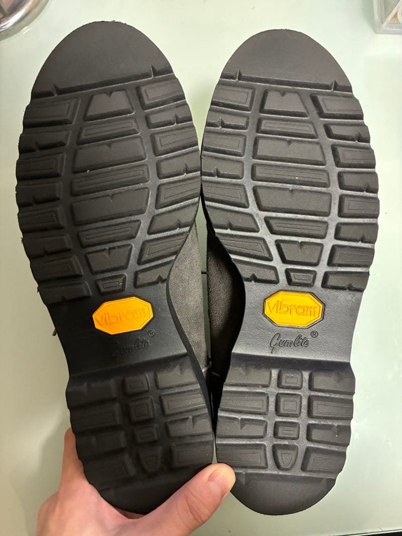 バーニーズニューヨークグレースエード チロリアンシューズ