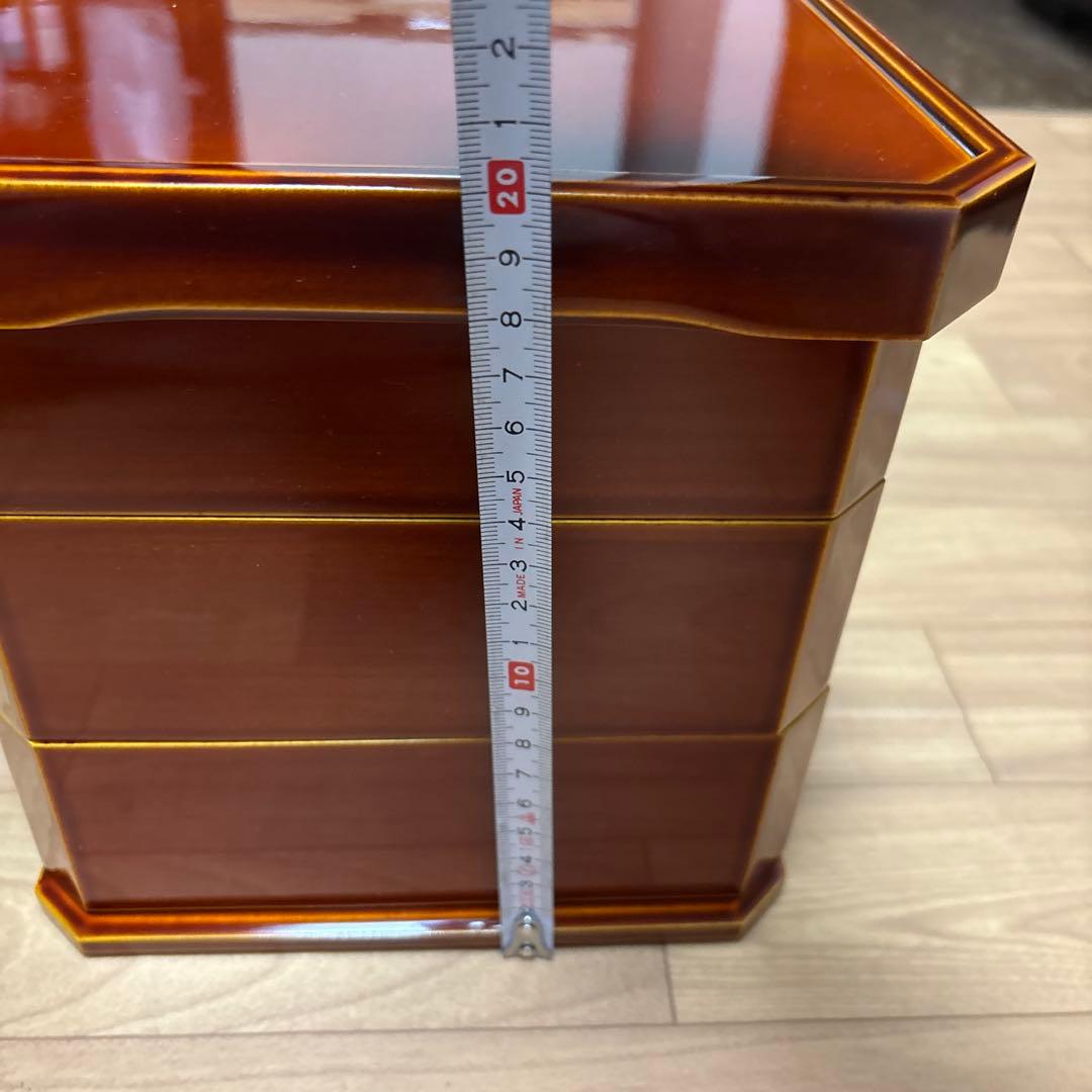飛騨高山春慶塗　漆器 三段重　台付隅切三段重6寸5分　￼未使用品　木製　うるし塗