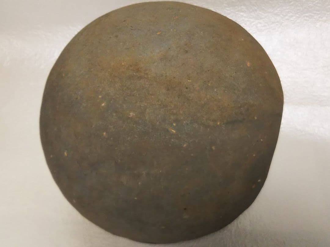 須恵器系（！？）やや大振りな丸壺