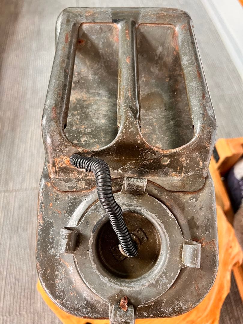 サバイバルUSMCアメリカ海兵隊アメリカ軍 ジェリ缶 アンティーク ディスプレイ