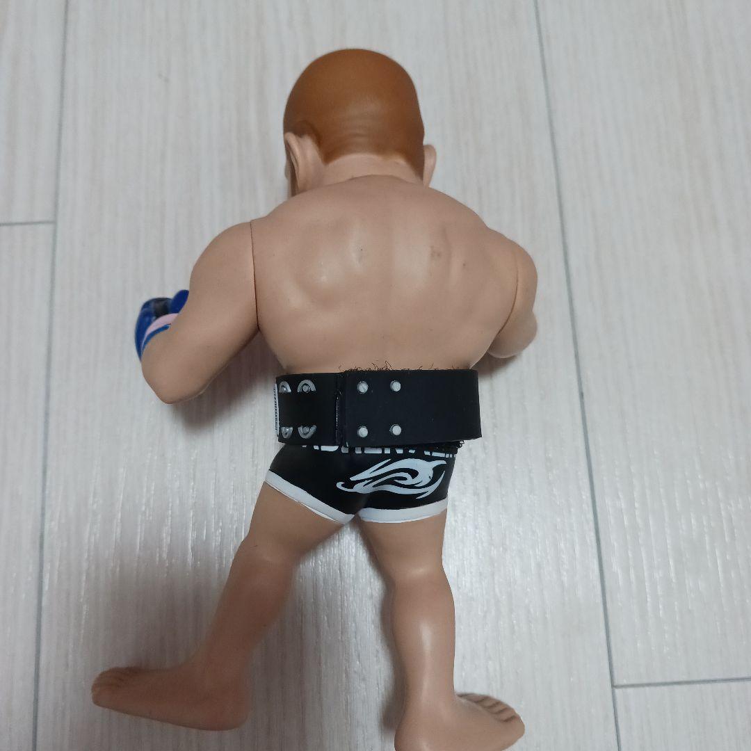 格闘技！レア！PRIDE ヒョードル選手！チャンピオンフィギュア 約15cm
