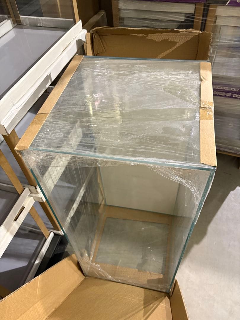 特売！！！！損傷品 水槽 90CM W90×D40×H40 厚み8mm - メルカリ