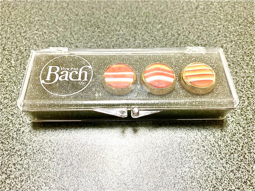 Bachバック　トランペット　純正ピストンボタン　赤メノウ　金メッキ　GP