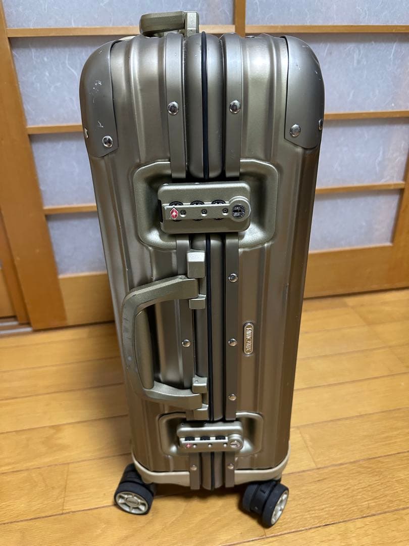 RIMOWA☆リモワスーツケース トパーズチタニウム32L機内持ち込み可能