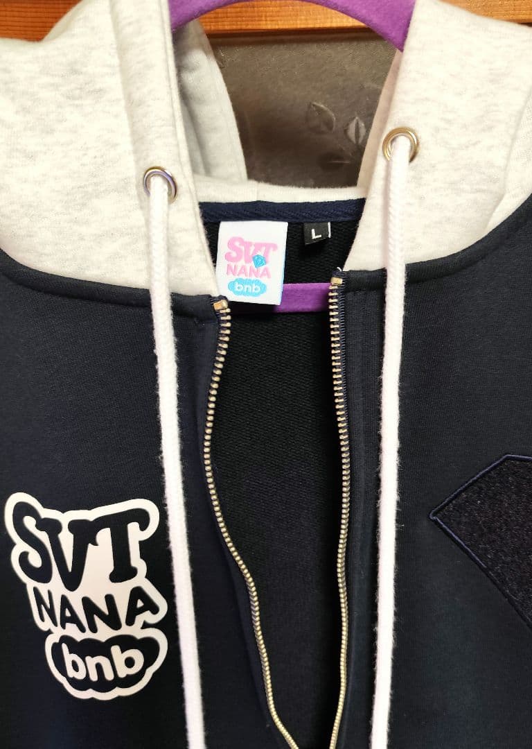 SEVENTEEN NANA bnb ナナ民泊 フーディー Lサイズ - メルカリ