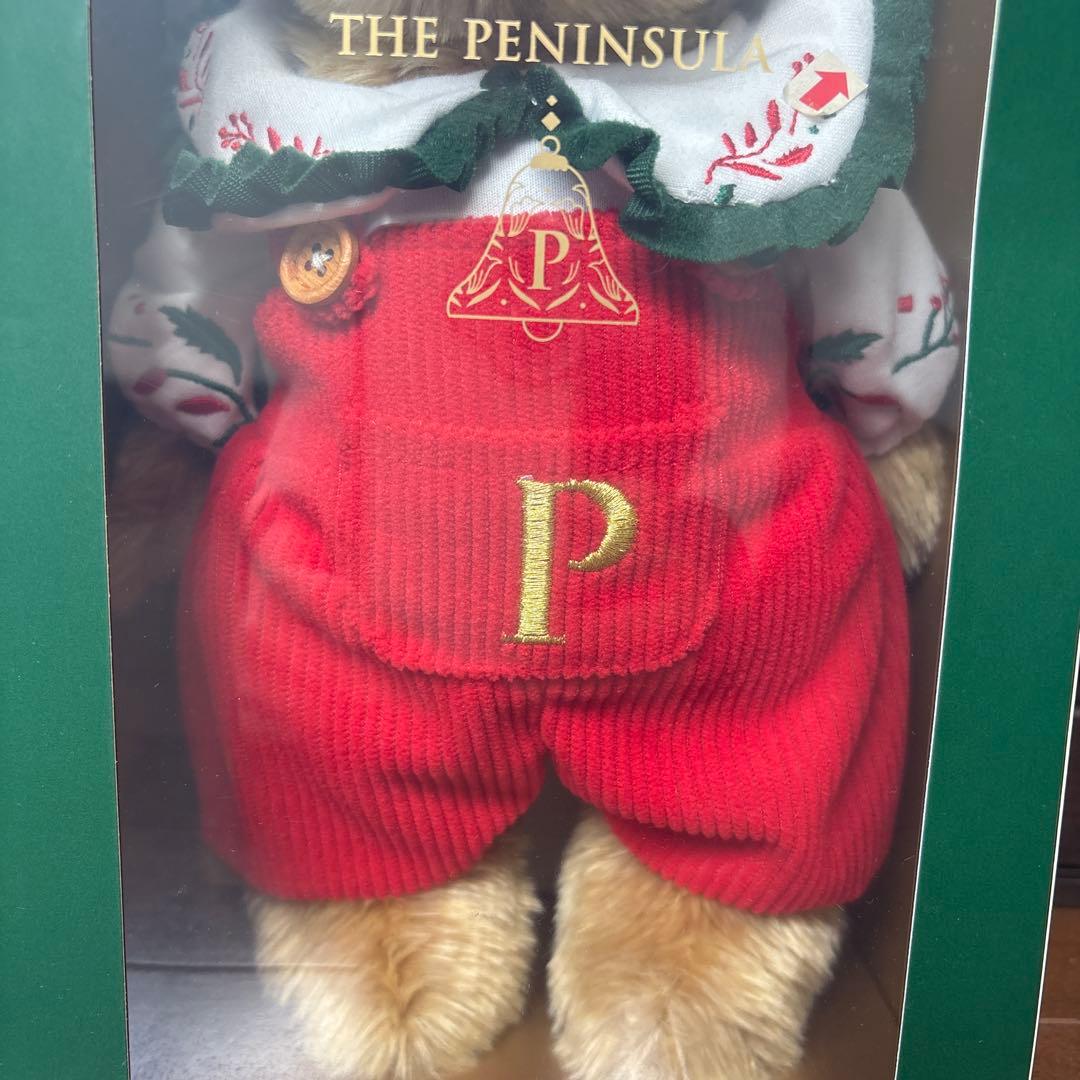 THE PENINSULA クマのぬいぐるみ