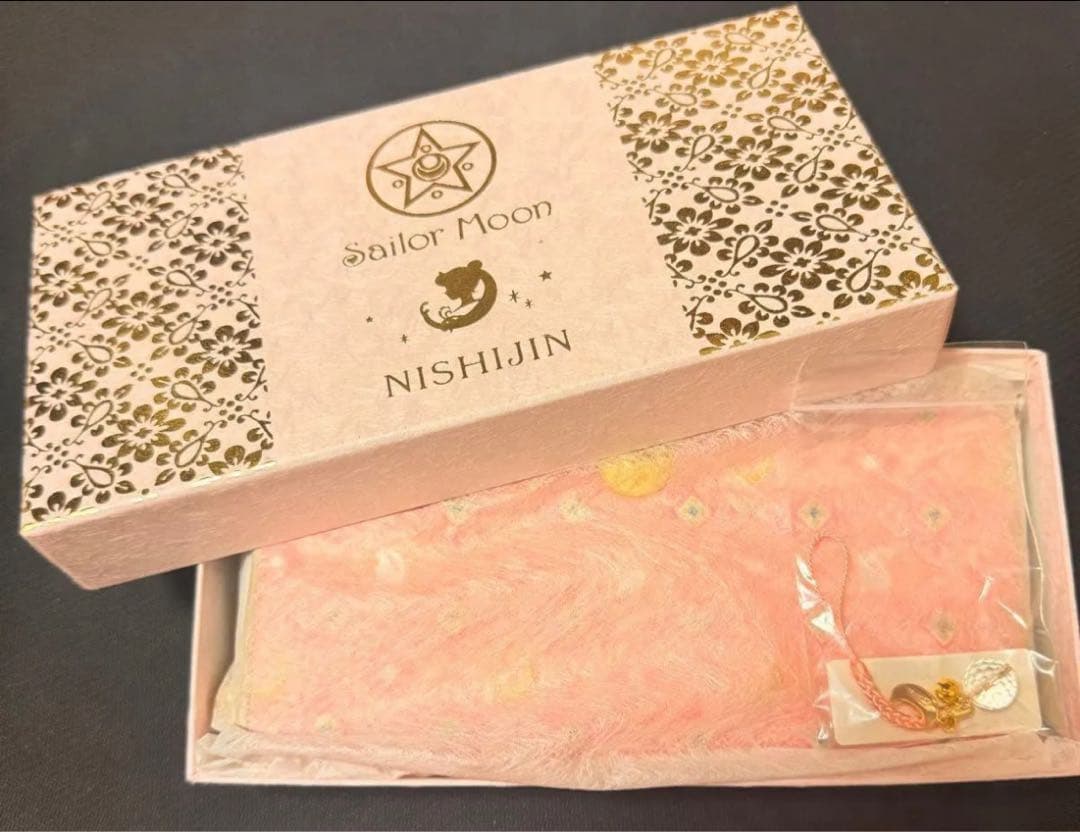 セーラームーン　西陣織　長財布　新品未使用