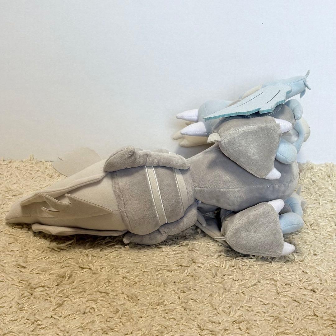 キュレム　ぬいぐるみ　ホワイトキュレム　ブラックキュレム　タカラトミー　TOMI