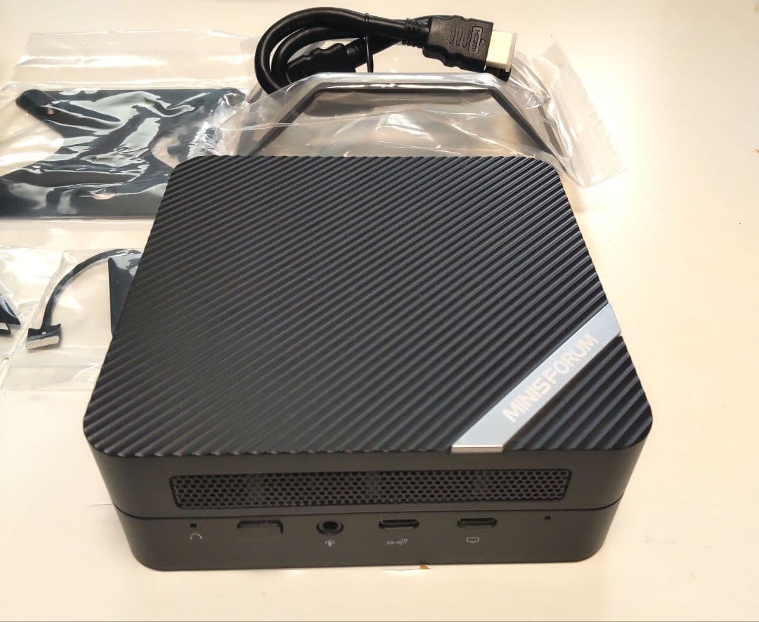 MINIS FORUM UM560 ジャンク 【公式通販】 MINIS FORUM UM560 ジャンク