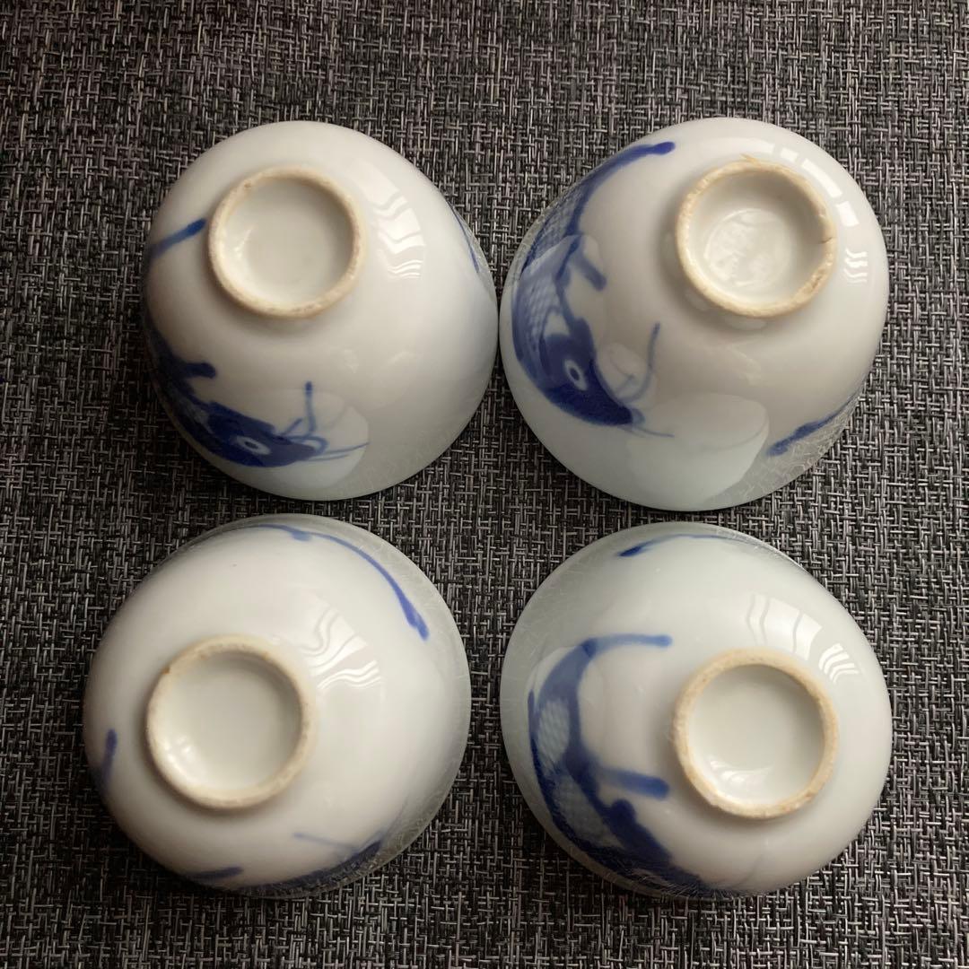 骨董　煎茶碗　手描き染付　茶器　鯉柄　湯のみ　4客セット