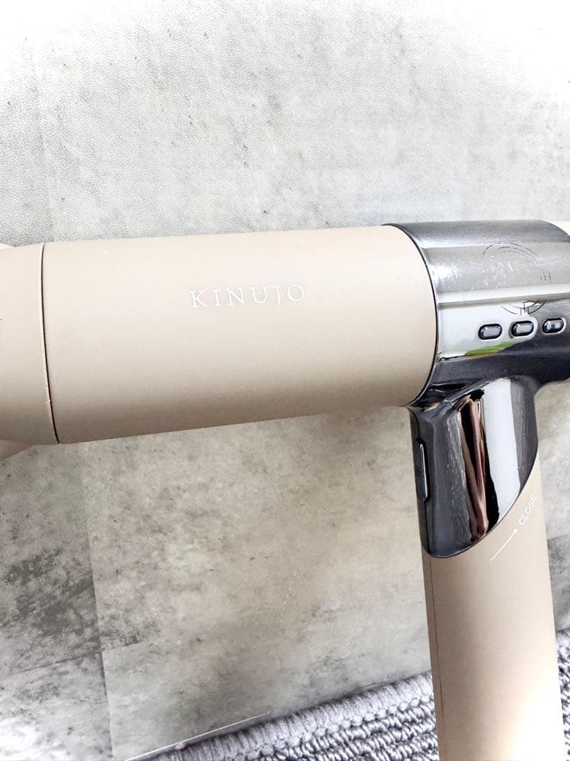 絹女 KINUJO ヘアドライヤー