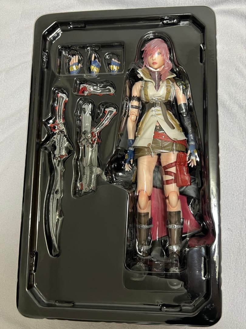 プレイアーツ改 ディシディア ライトニング フィギュア