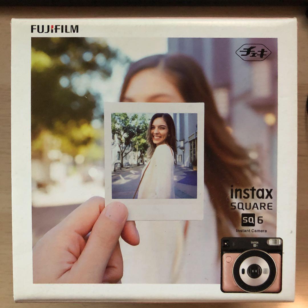 FUJIFILM INSTAX SQUARE SQ 6 小売業者 ブラッシュゴールド