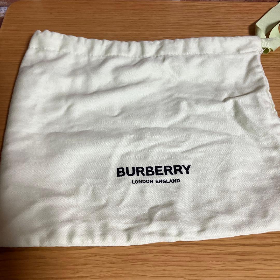 美品　バーバリーショルダーバッグ