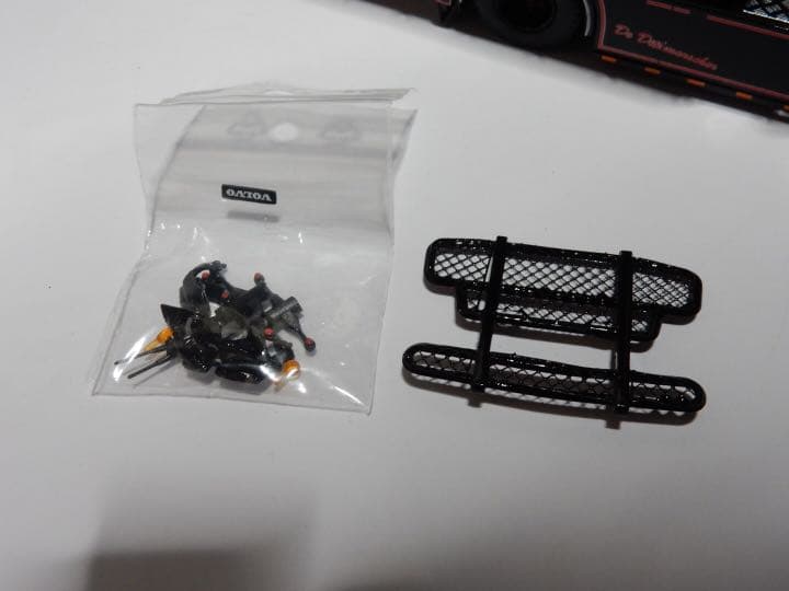 1/50 volvo FH nottelmann カーテンサイド　トレーラー