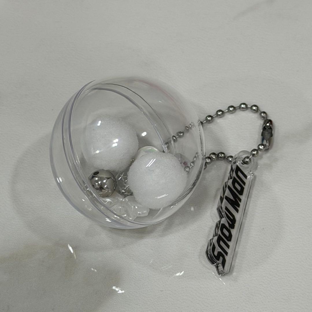 SnowMan 1st POP-UP 阿部亮平 スノーボール キーリング - メルカリ