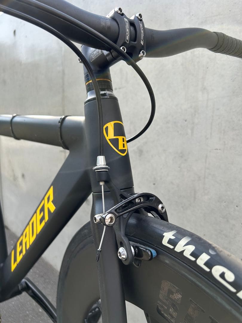 LEADER BIKE 735 TR CUSTOM M黒黄色 エアロピストバイク
