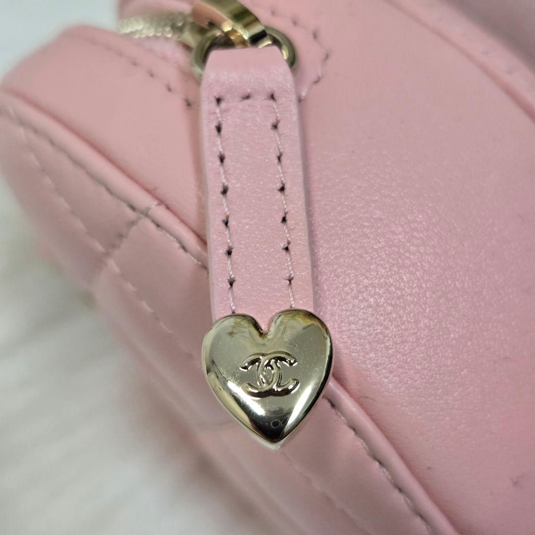 CHANEL シャネル　ハート　バッグチャーム　ケース ピンク