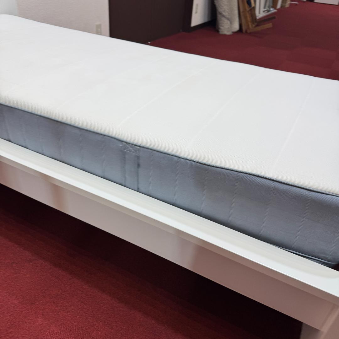 東京23区送料無料　IKEA シングルベッド　プロによる洗浄/除菌済み