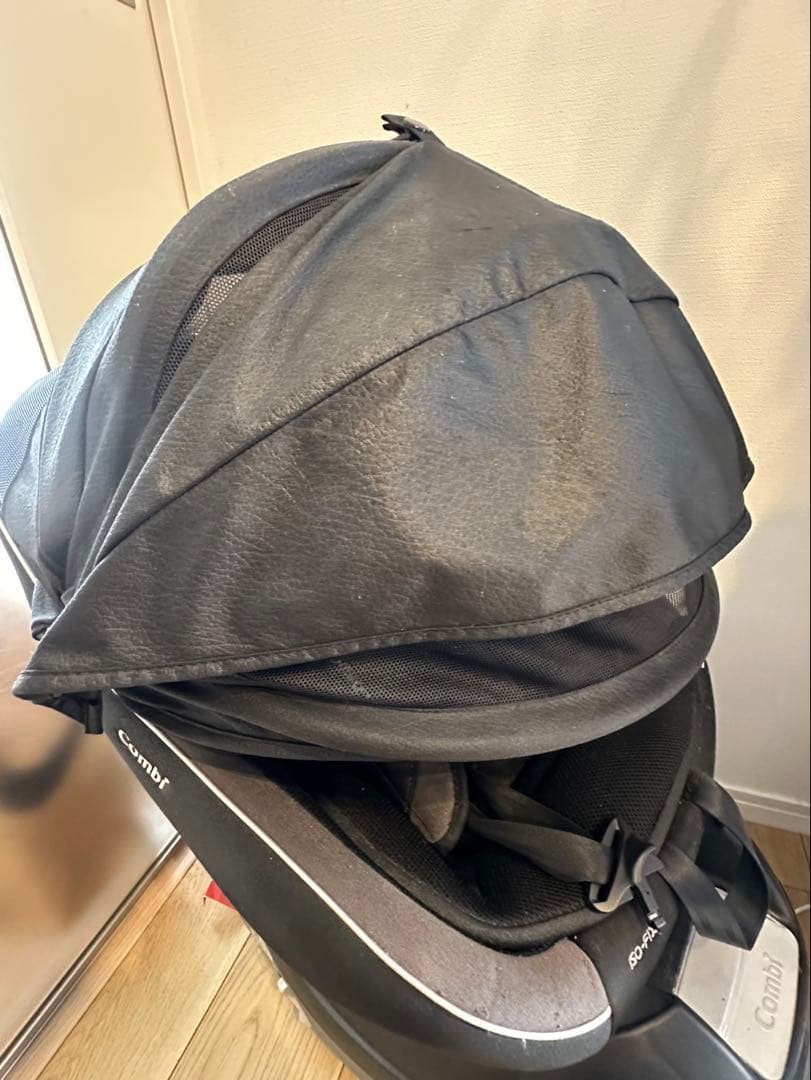 コンビ回転式チャイルドシート ブラック