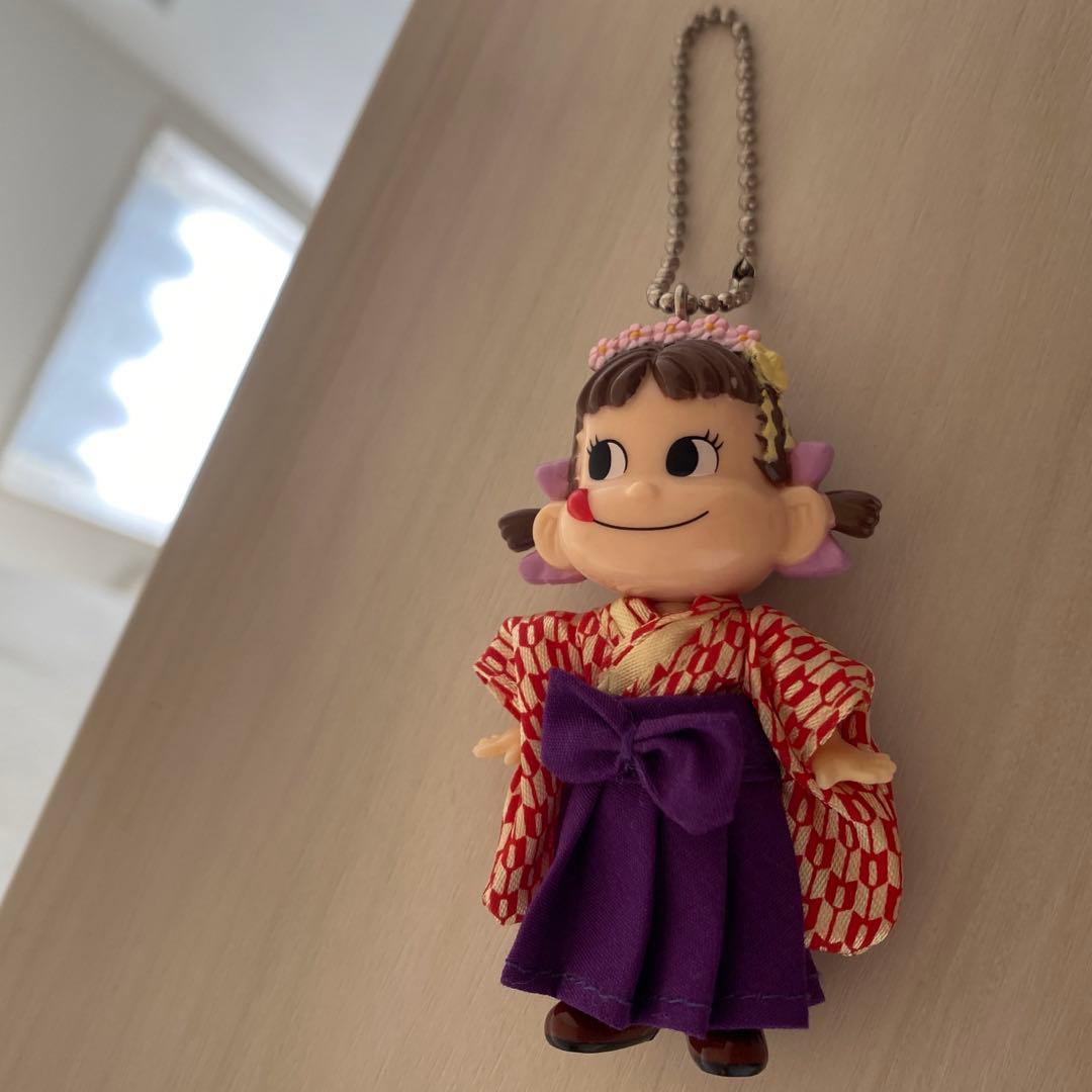 平成レトロ ペコちゃん キーホルダー 袴田 不二家 - メルカリ
