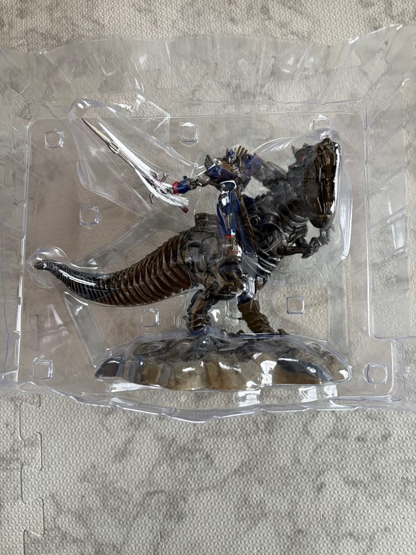 トランスフォーマー　オプティマス・プライム&グリムロック　フィギュア