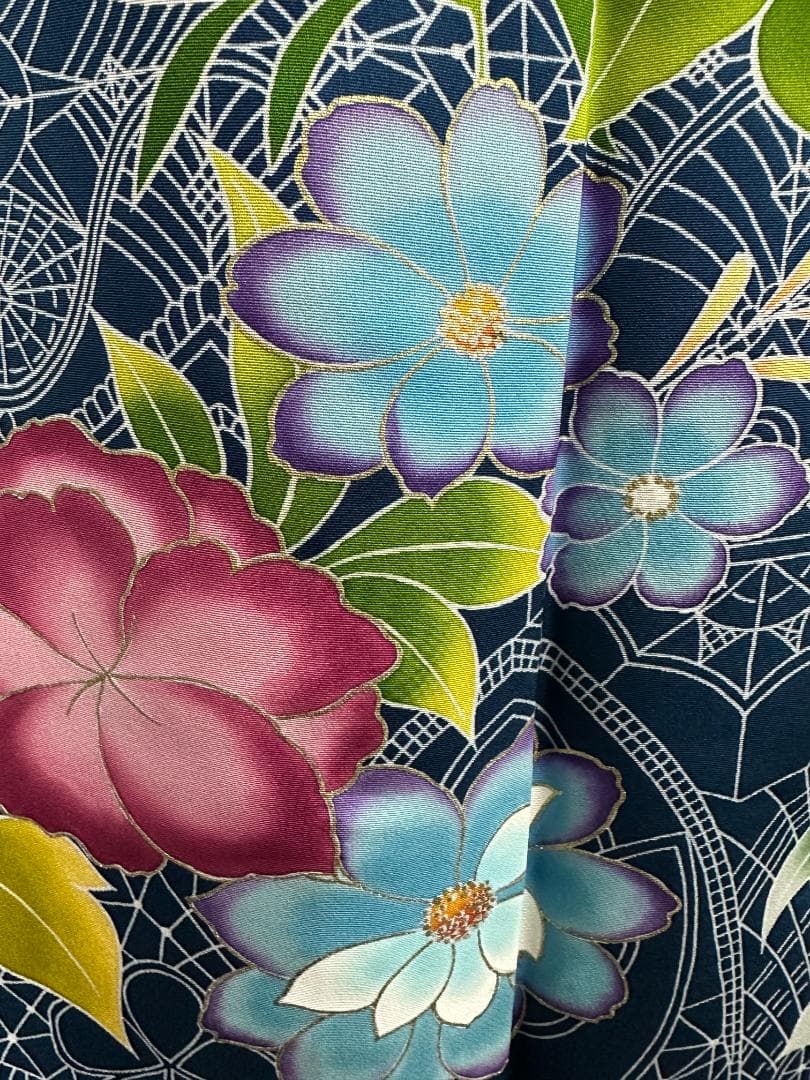 振袖｜千總 2022 コレクション 誰が袖好み 高島屋×千總 群青色 手描き