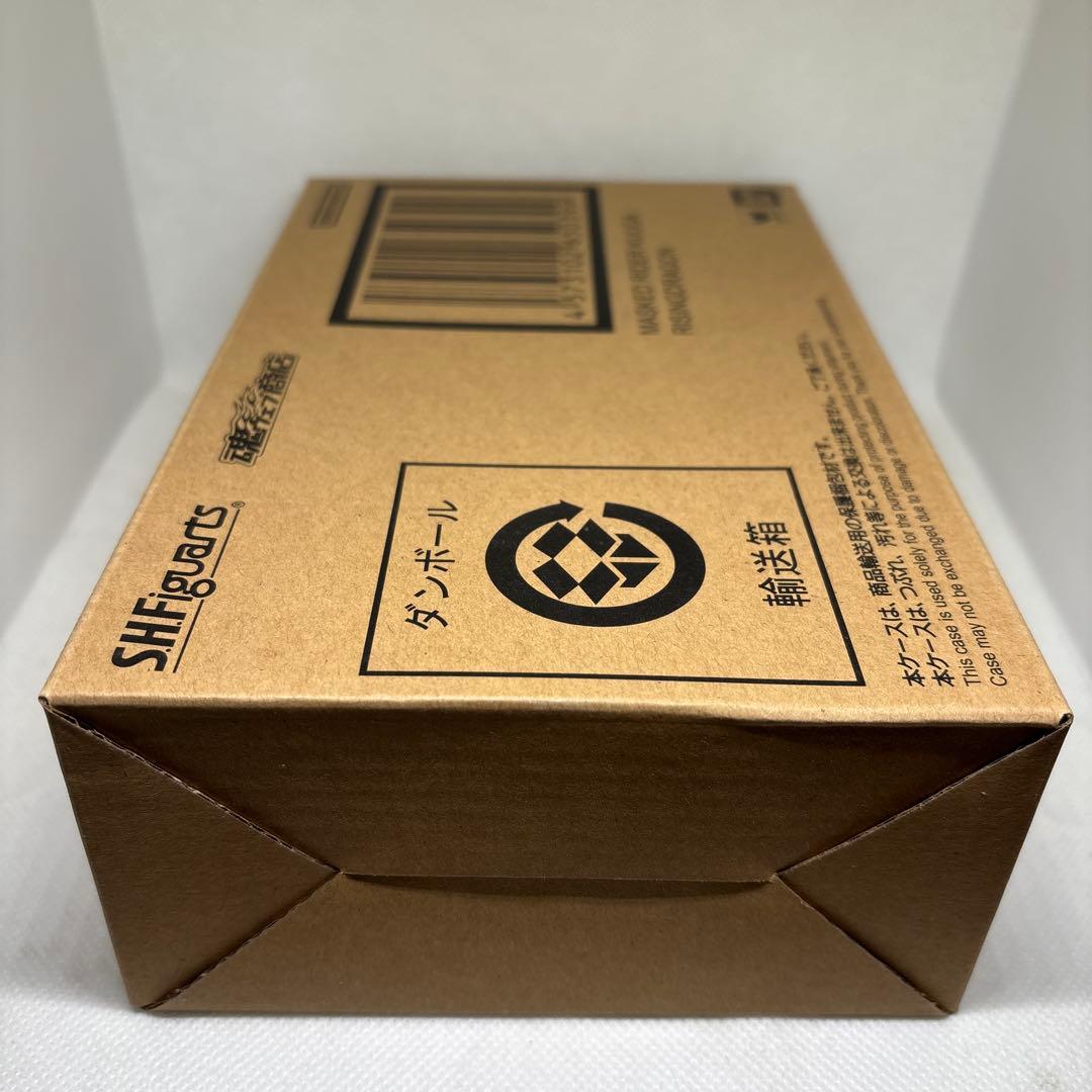 S.H.Figuarts(真骨彫製法) 仮面ライダークウガ ライジングドラゴン