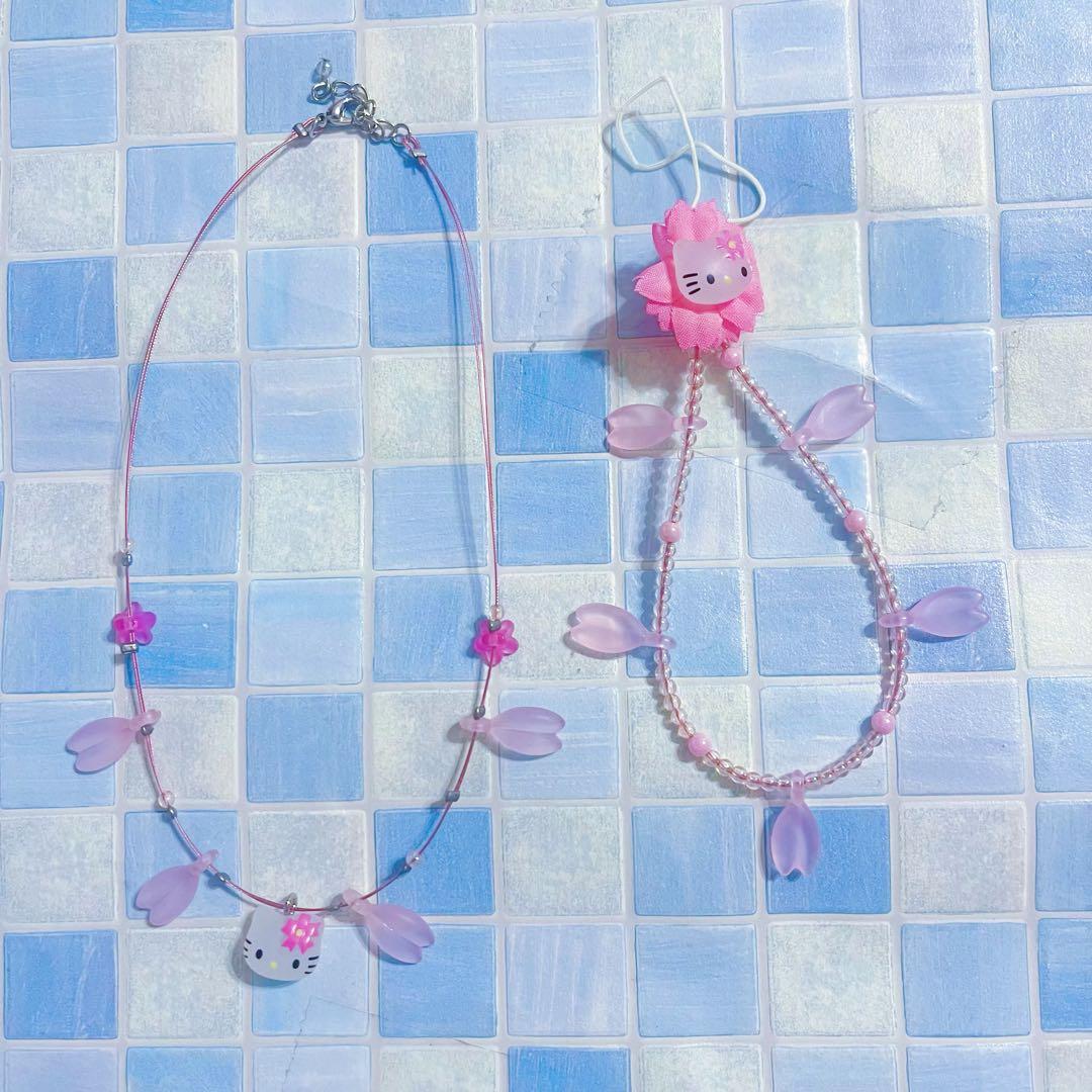 サンリオ　ハローキティ　さくら　ストラップ　ネックレス　2点セット