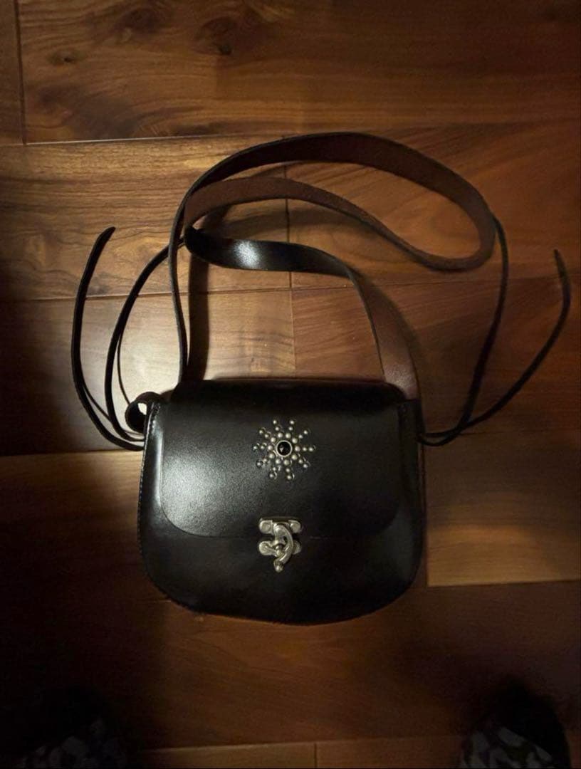 HTC ヒッピー ショルダー レザー バッグ HTC スタッズ ヒッピーバッグ