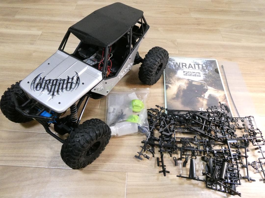 【再お値下げ】アキシャル　レイス WRAITH　電動４WD　ROCK RACER