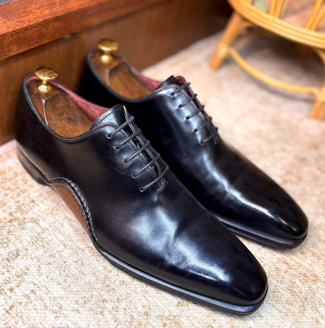 美品　MAGNANNI ホールカット　オパンケ　EU39 黒　本革