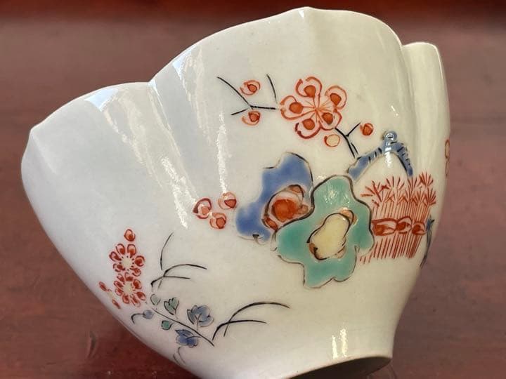 骨董 アンティーク 柿右衛門 色絵 梅文 輪花縁 小碗 盃 酒盃 小鉢