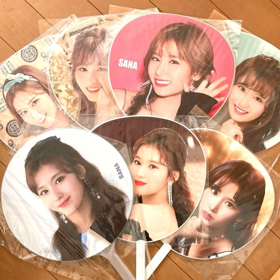 TWICE サナ うちわ - メルカリ