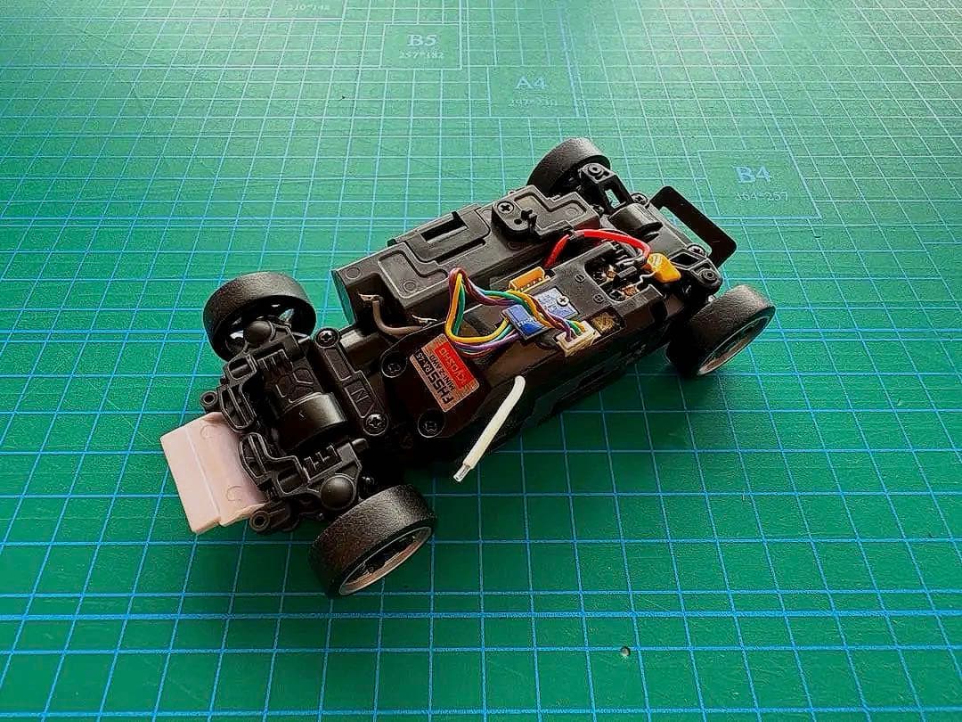 ミニッツAWD サバンナ RX-7 FC3S エアロVer. ジャイロ付き