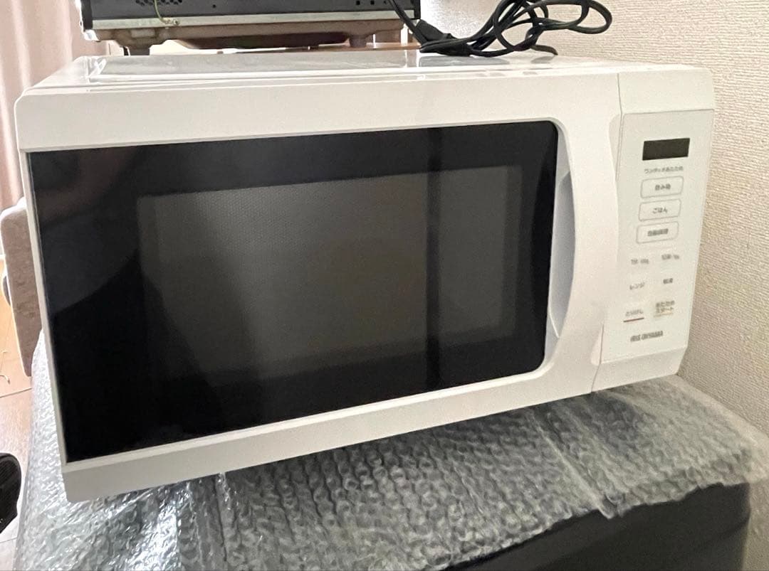 アイリスオーヤマ 電子レンジ KMB-F186-W 2023年製 美品 アイリス