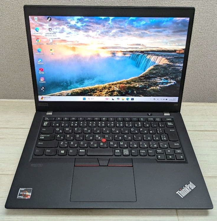 人気のレッド✨富士通 LIFEBOOK☆SSD240GB☆Core i7☆8GB