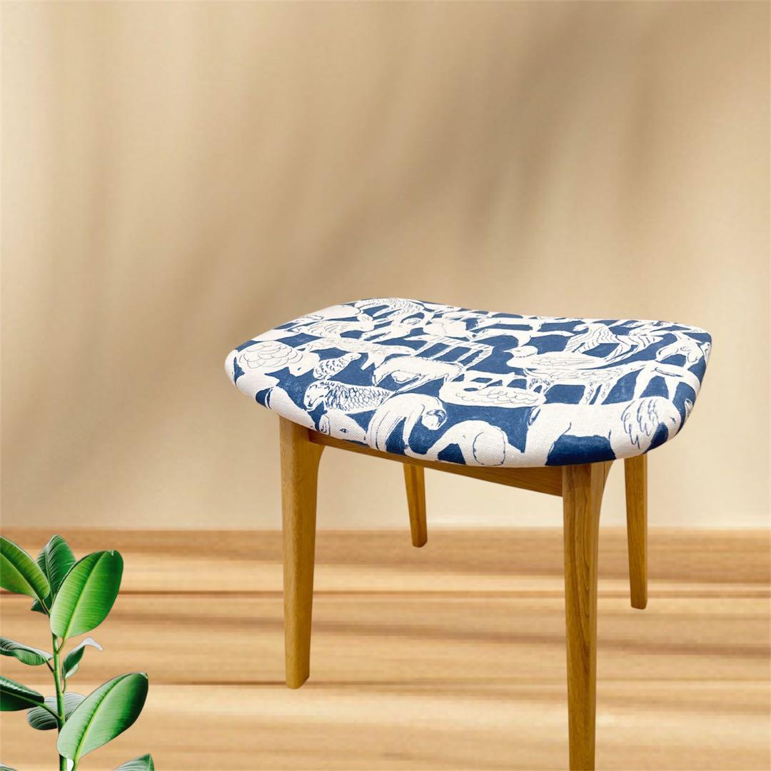 ミナペルホネン生地使用スツール　チェア　オットマン　インテリア雑貨　家具　未使用