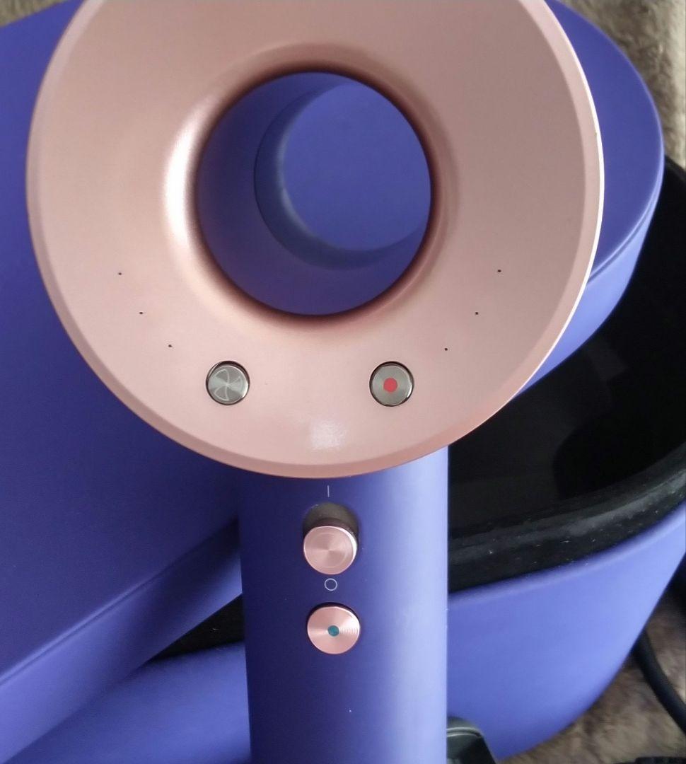 ダイソンヘアドライヤー　dyson supersonic ionic HD08