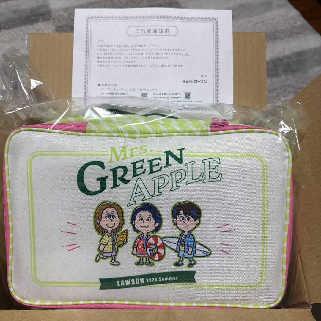 お値下げ中】Mrs. GREEN APPLE ローソン ポーチセット - メルカリ