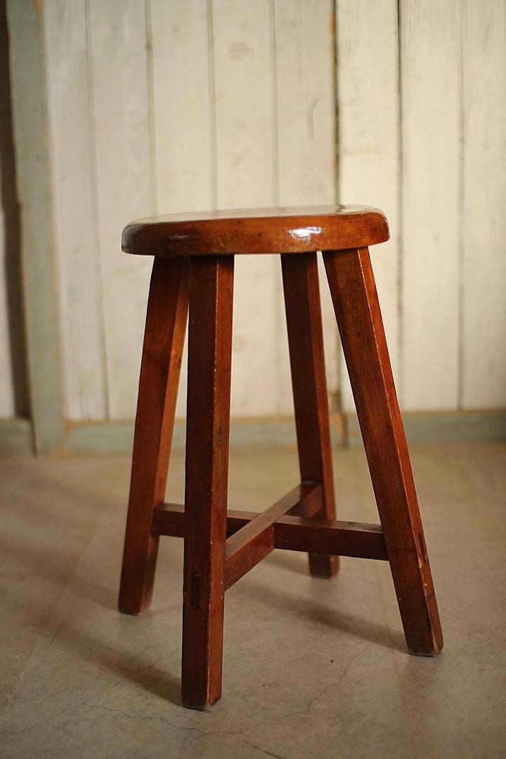 古い木製の丸椅子　スツール　チェア　古道具　古家具