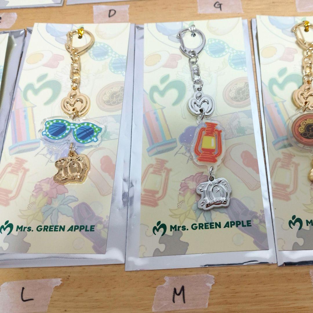 ミセス MGA ポップアップランダムチャームキーホルダー 11種類セット